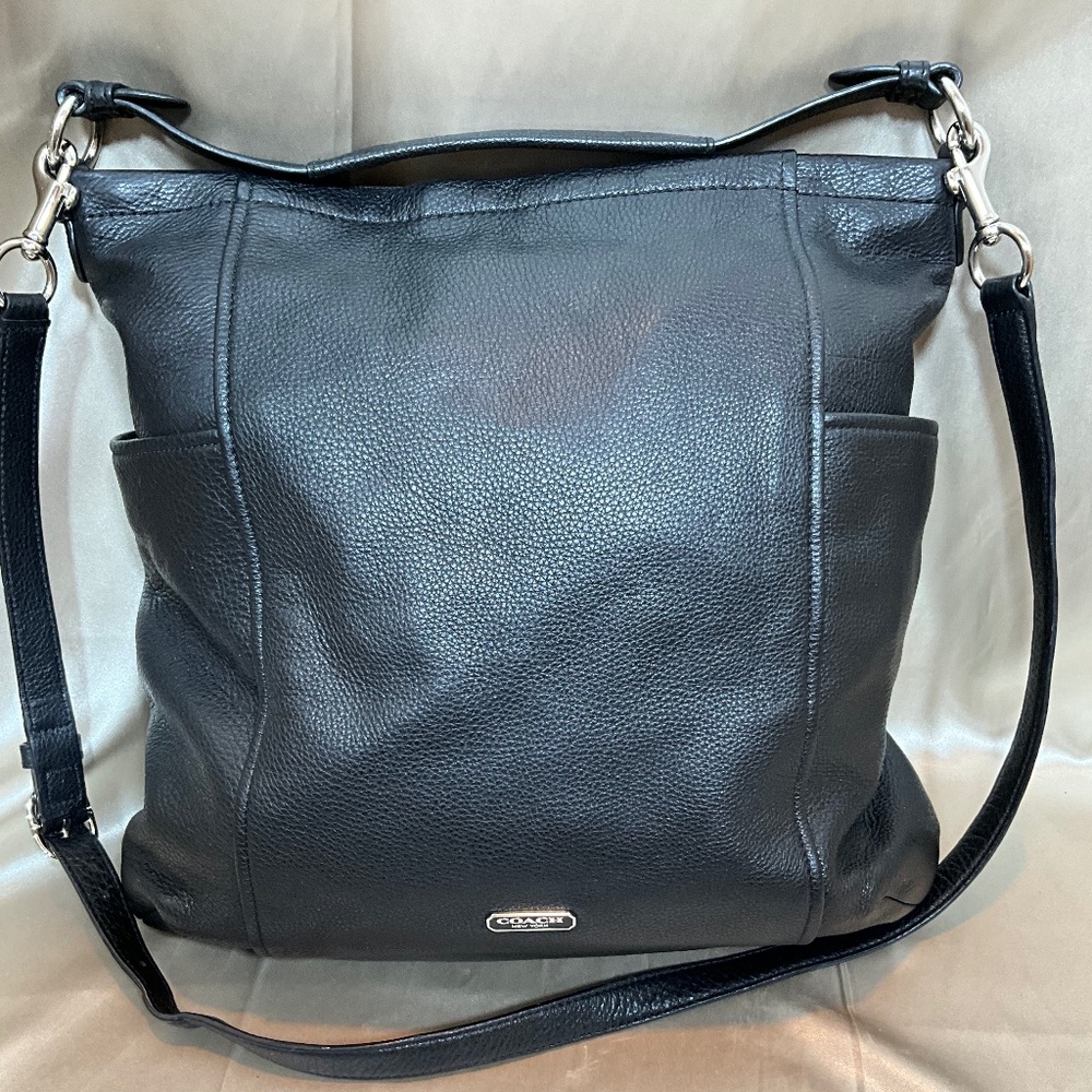 Coach dark brown/black adjustable, removable crossbody bag.   20-H8Ic
